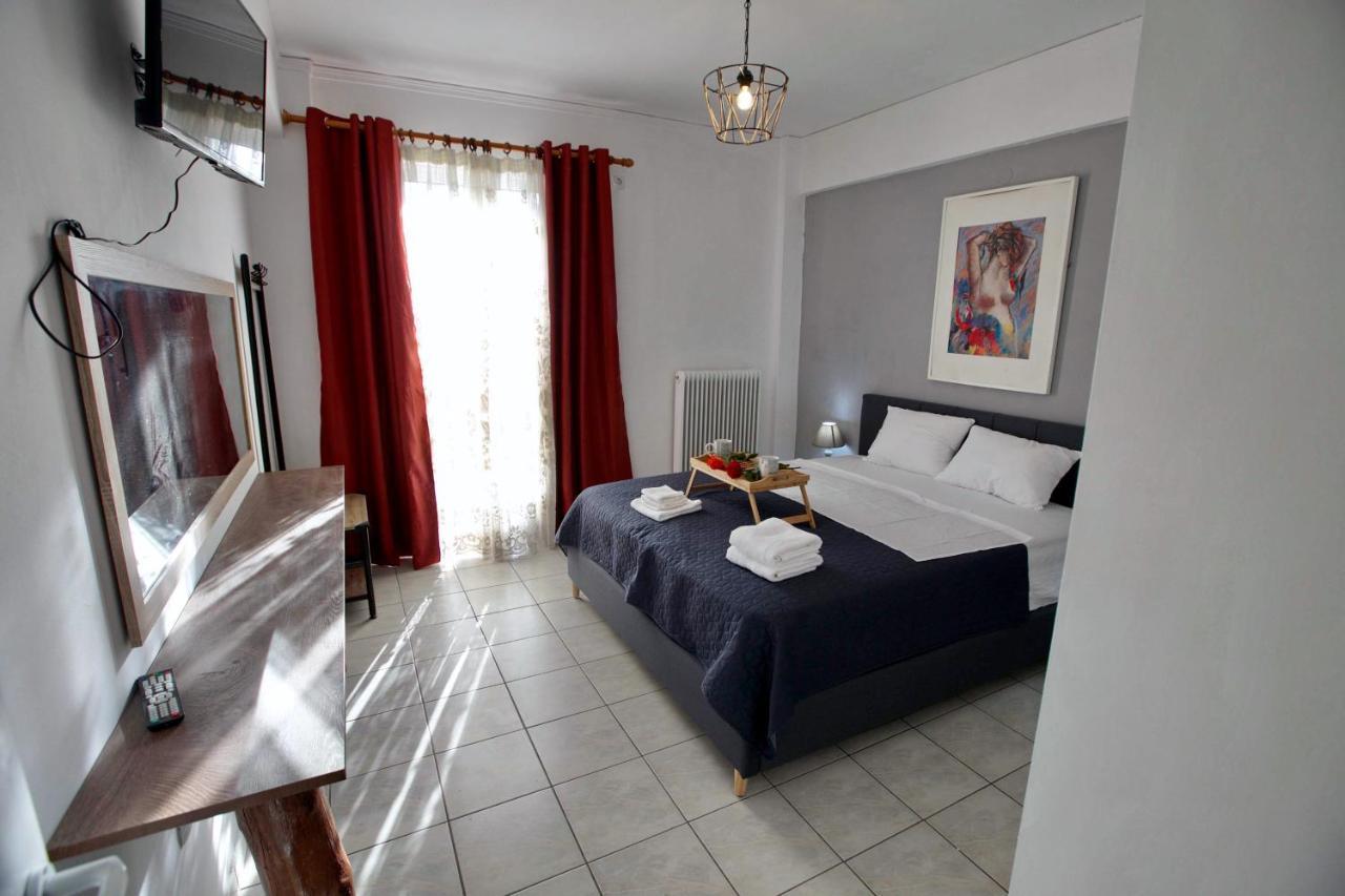 Angelina'S Boutique Suite In Nafplio City Exterior photo