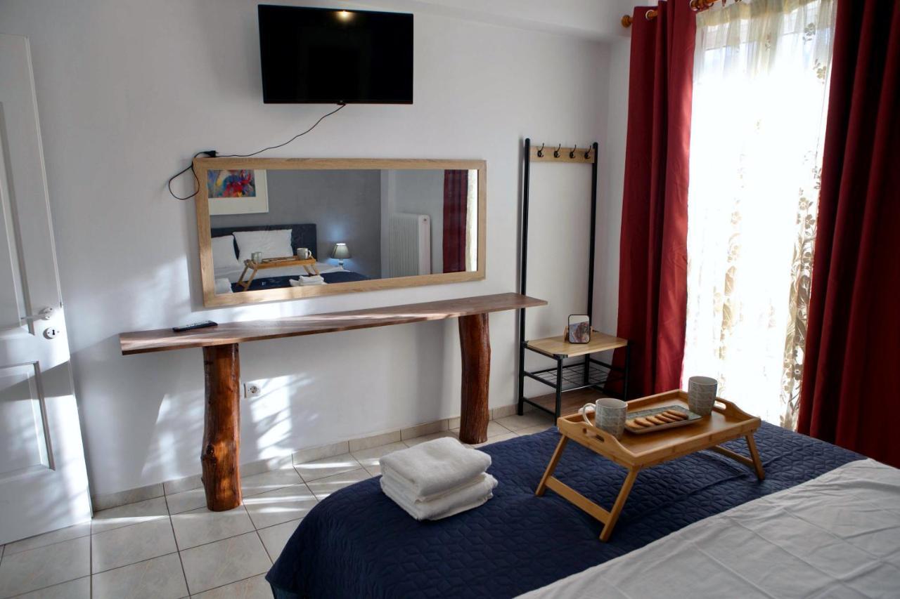 Angelina'S Boutique Suite In Nafplio City Exterior photo
