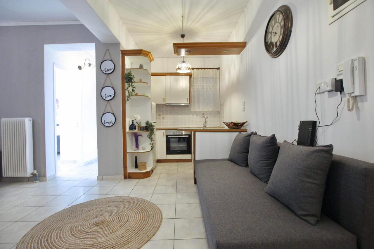 Angelina'S Boutique Suite In Nafplio City Exterior photo